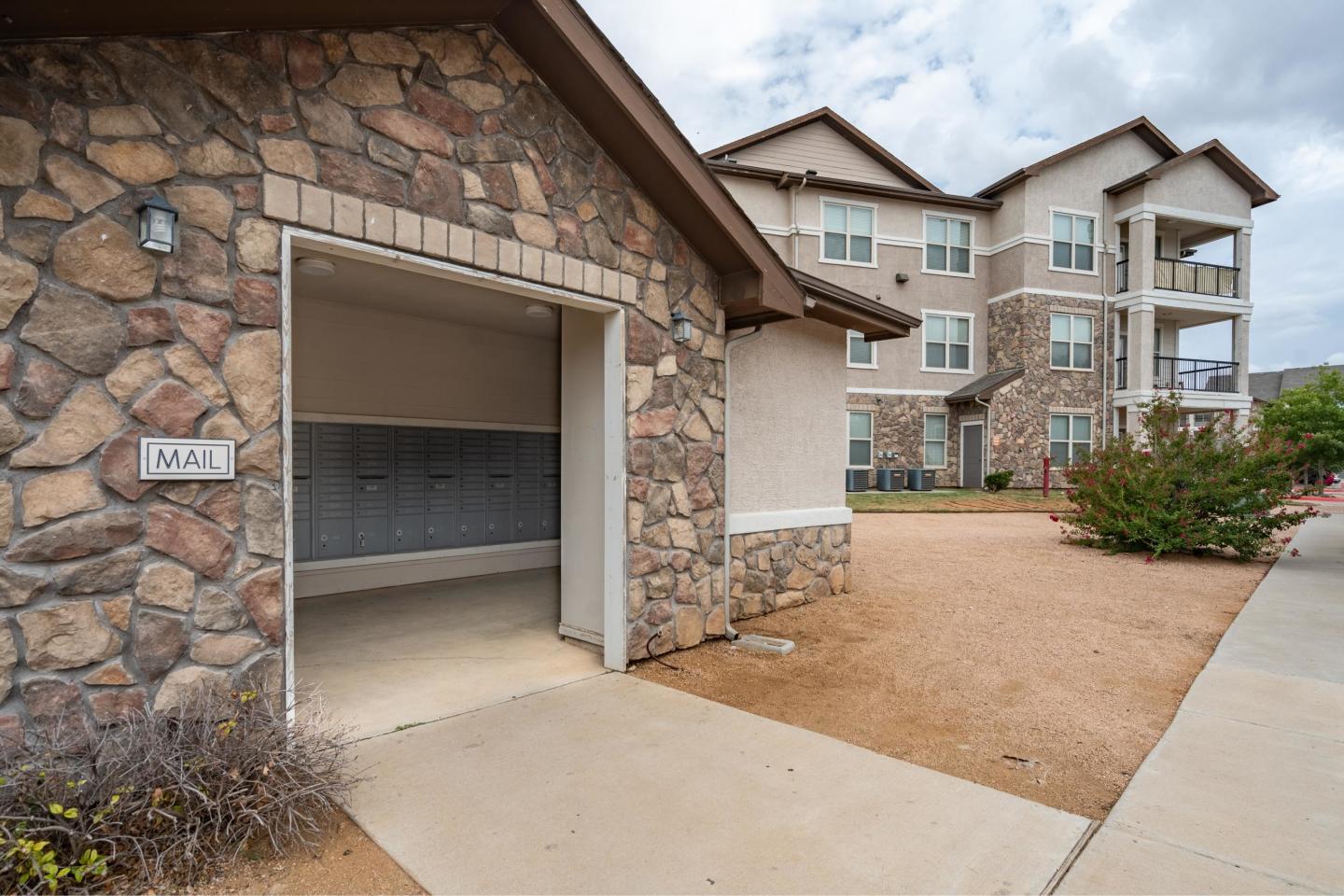 Tradewinds Apartments Image 16