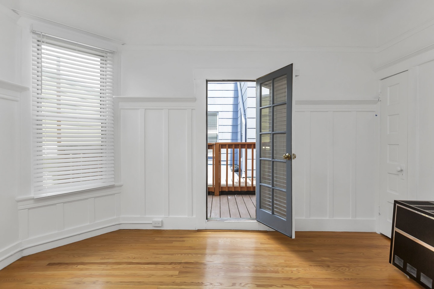 609 Ashbury Image 2