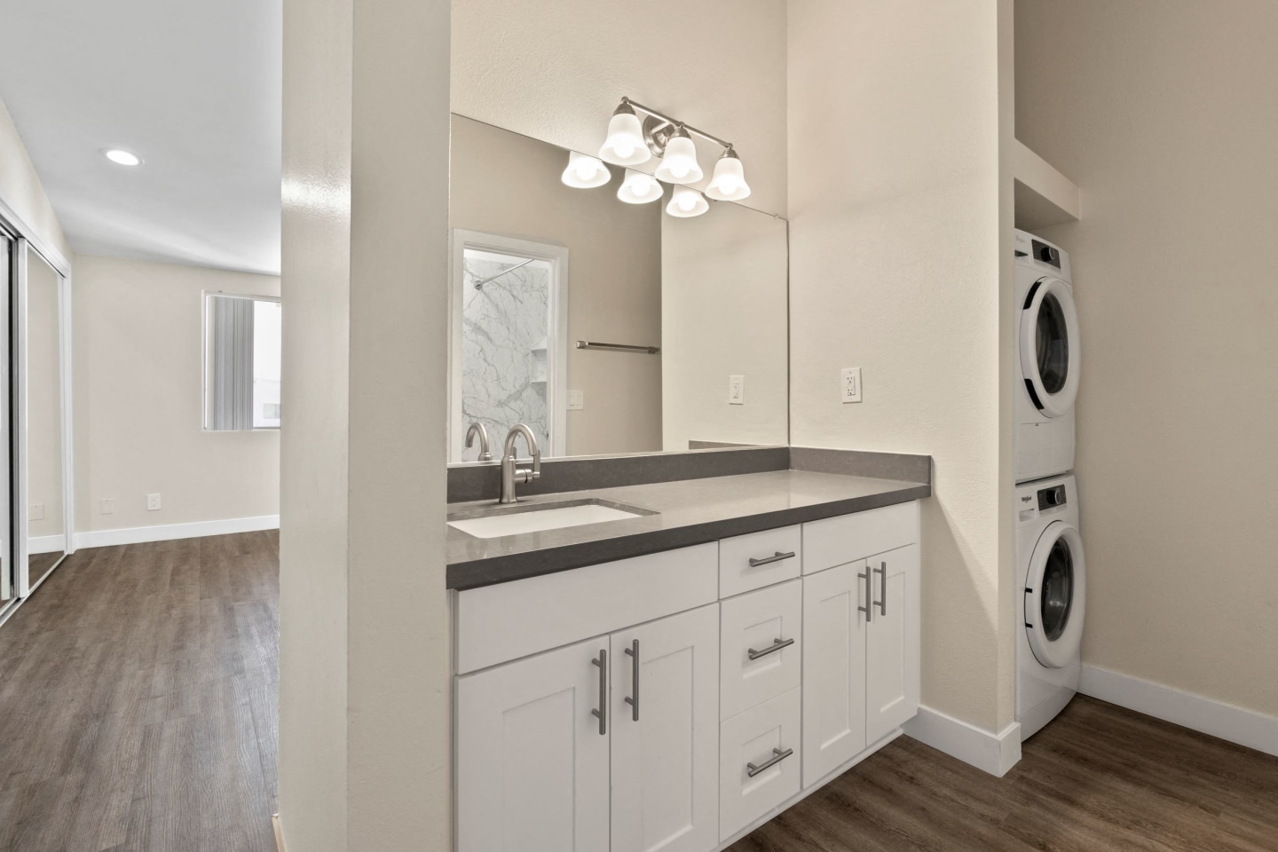 Parkway Terrace Image 32
