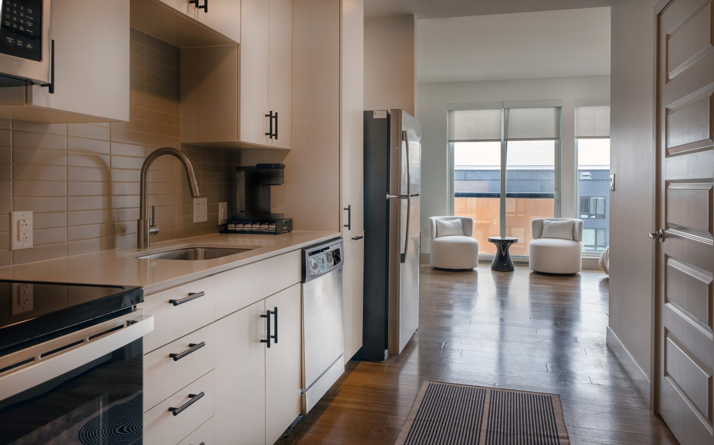 2501 Beacon Hill Image 28