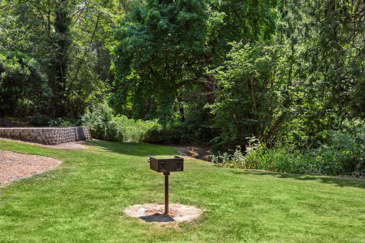 Montclair Terrace Image 6
