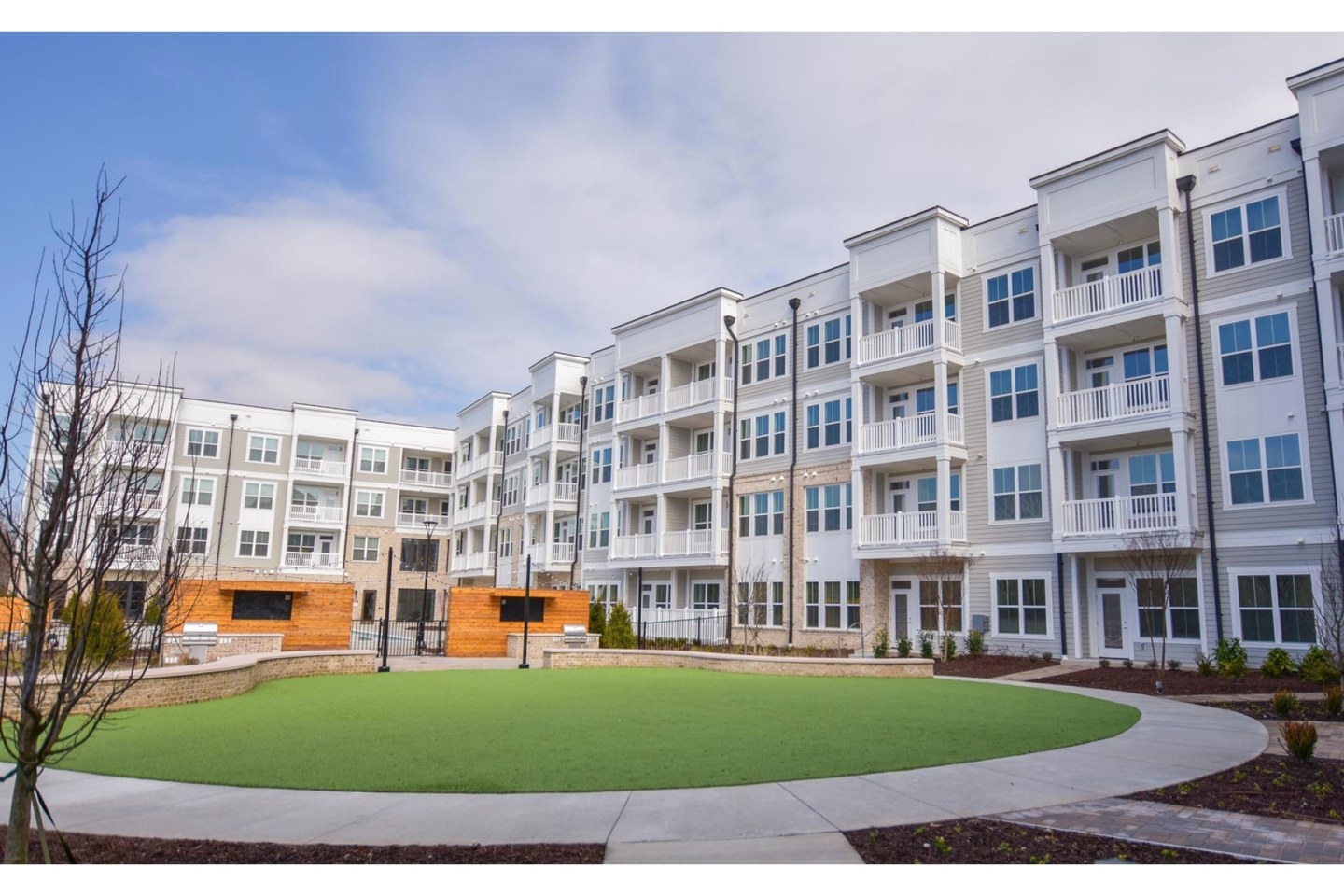 The Ivy at Ariston Image 9
