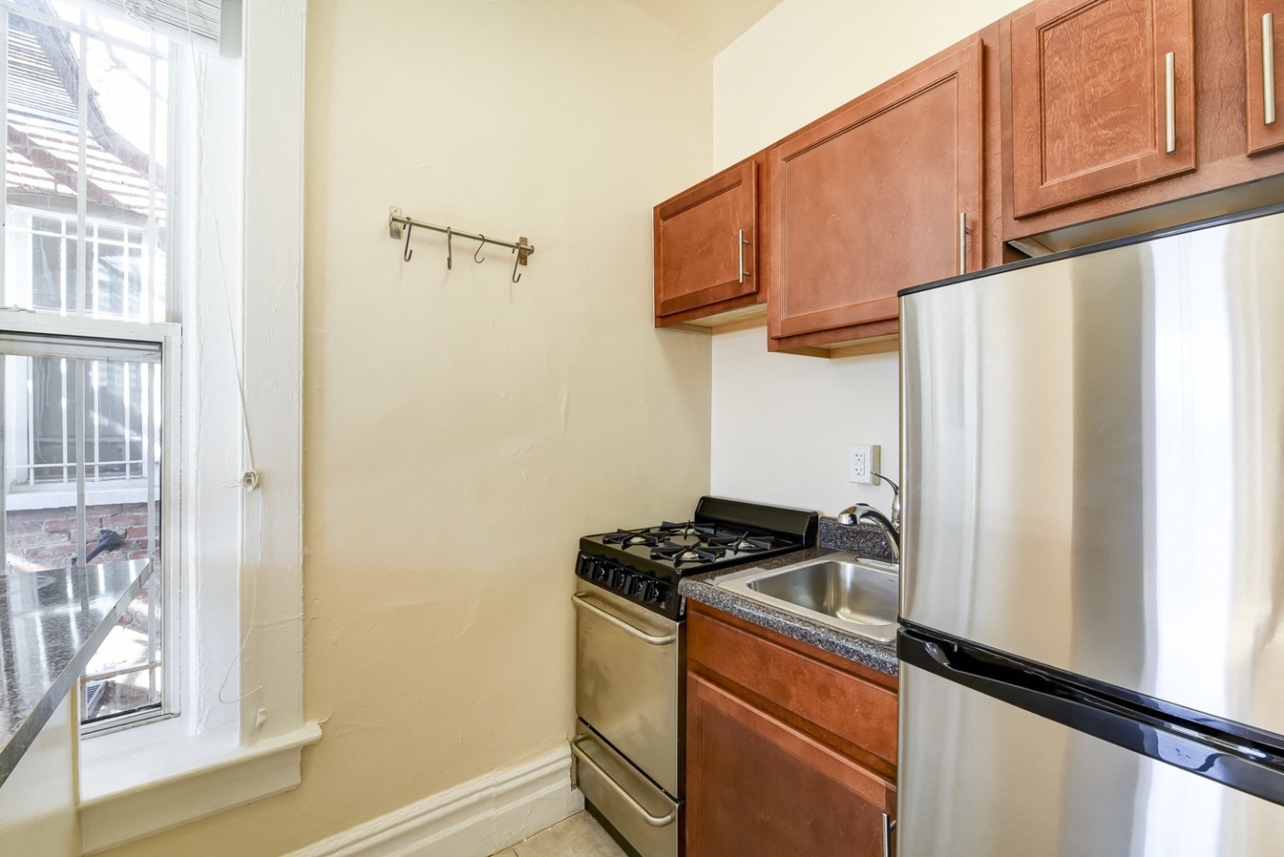 Dupont Apartments Image 12