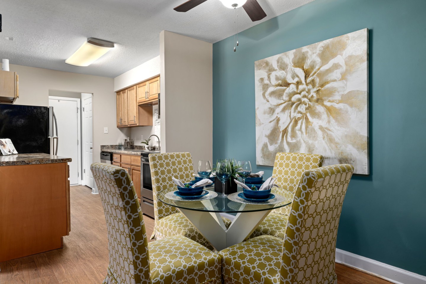 Student Housing - Collins Crossing Image 3