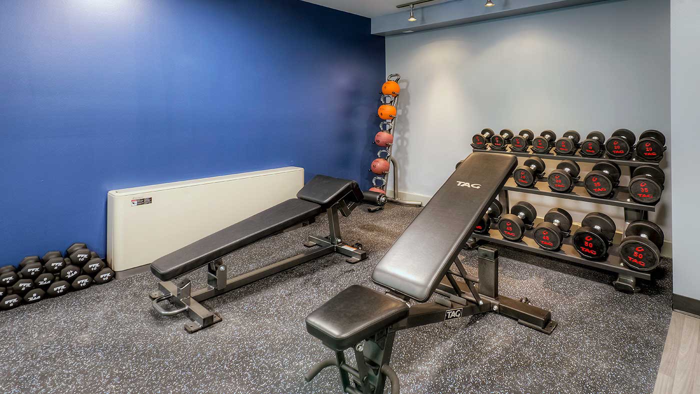 1350 Lake Shore Drive Image 29