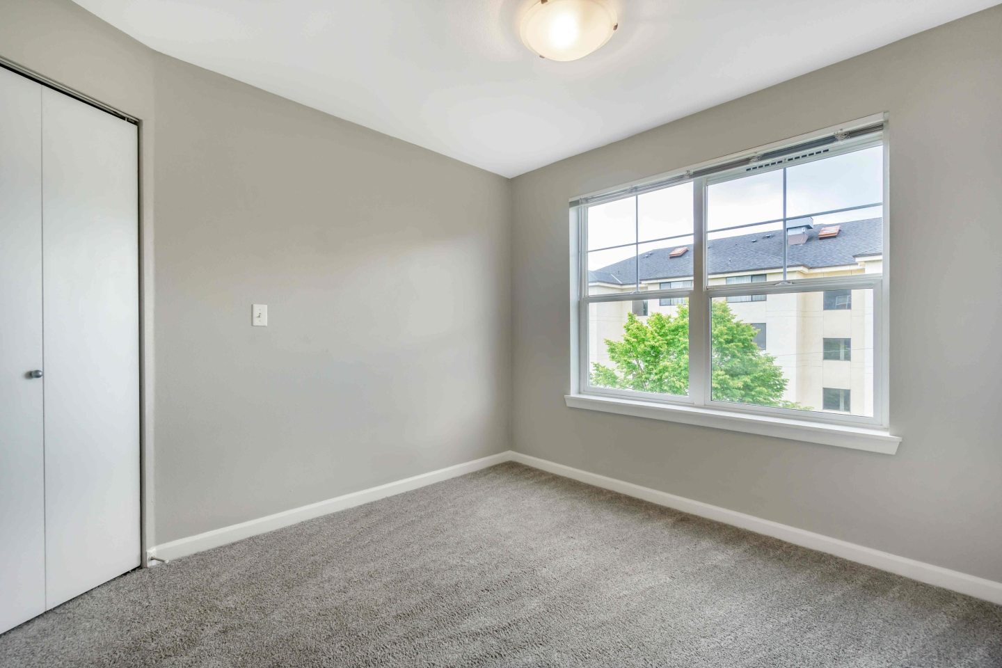 Terrace View Image 14