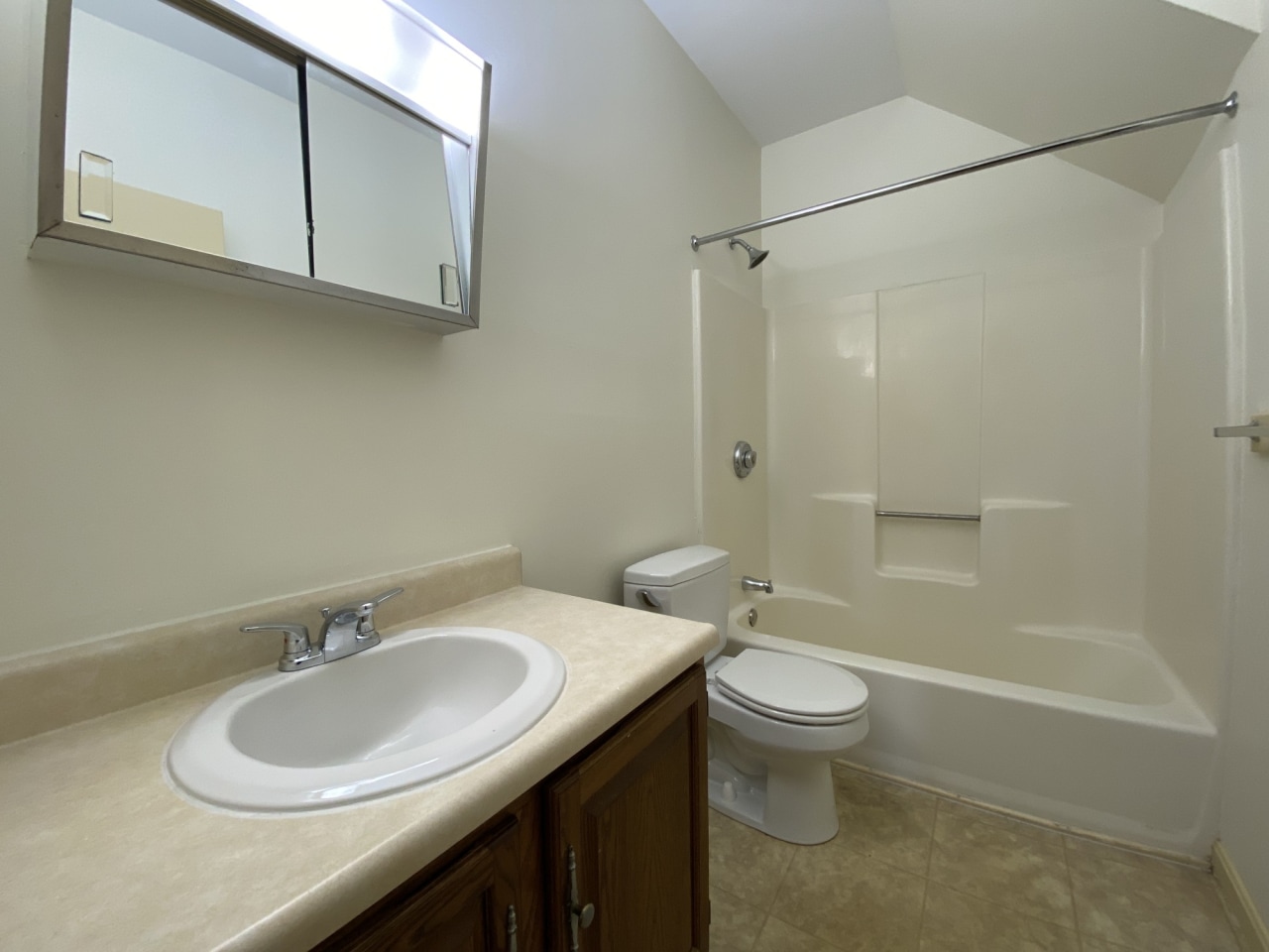 St. George Apartments Image 19
