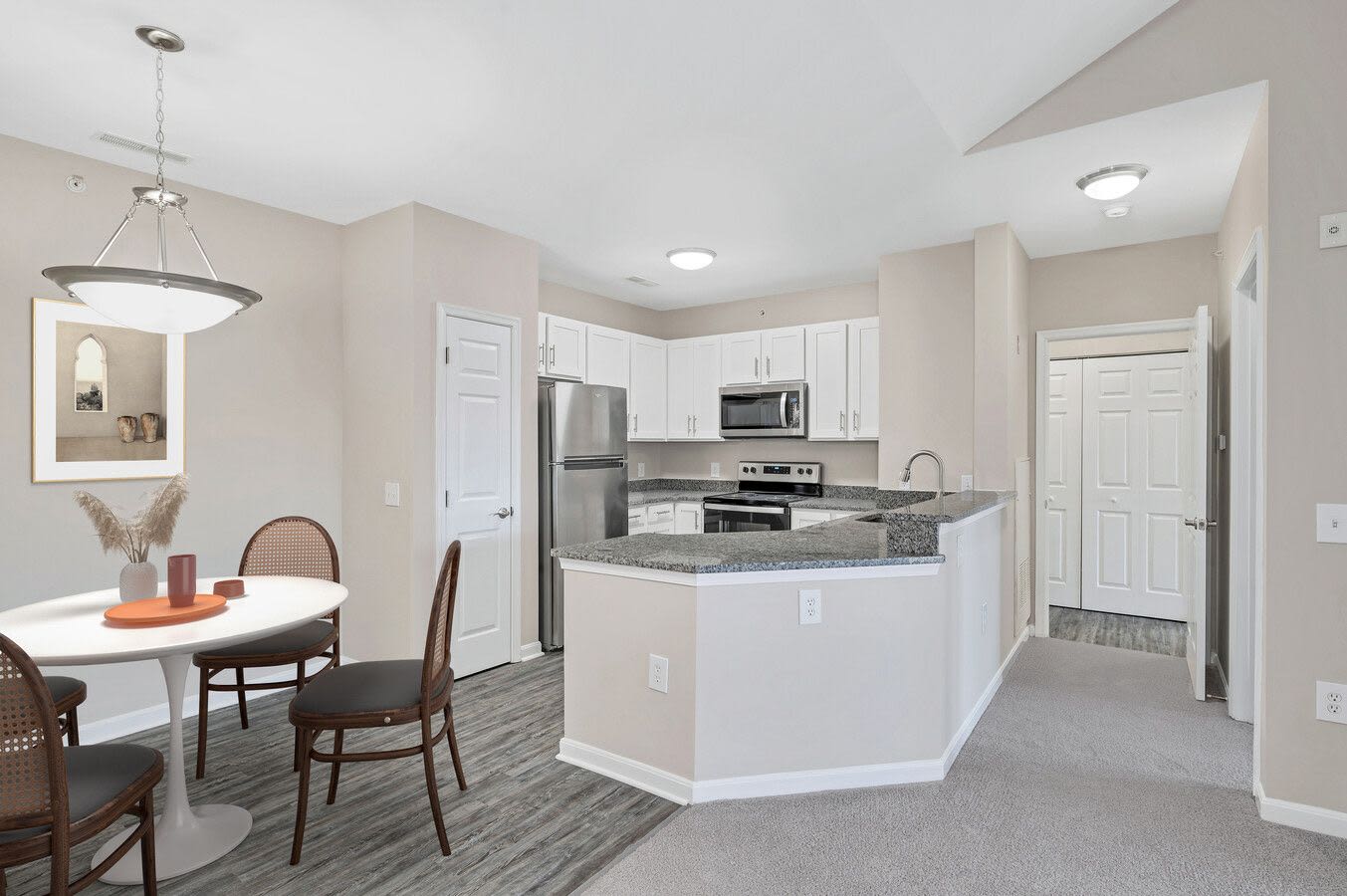 The Gateway Apartments Image 2