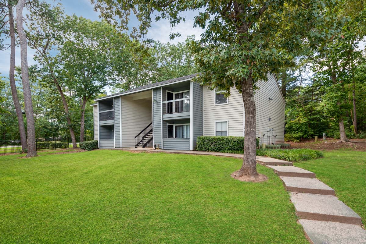 Emerald Place Image 19