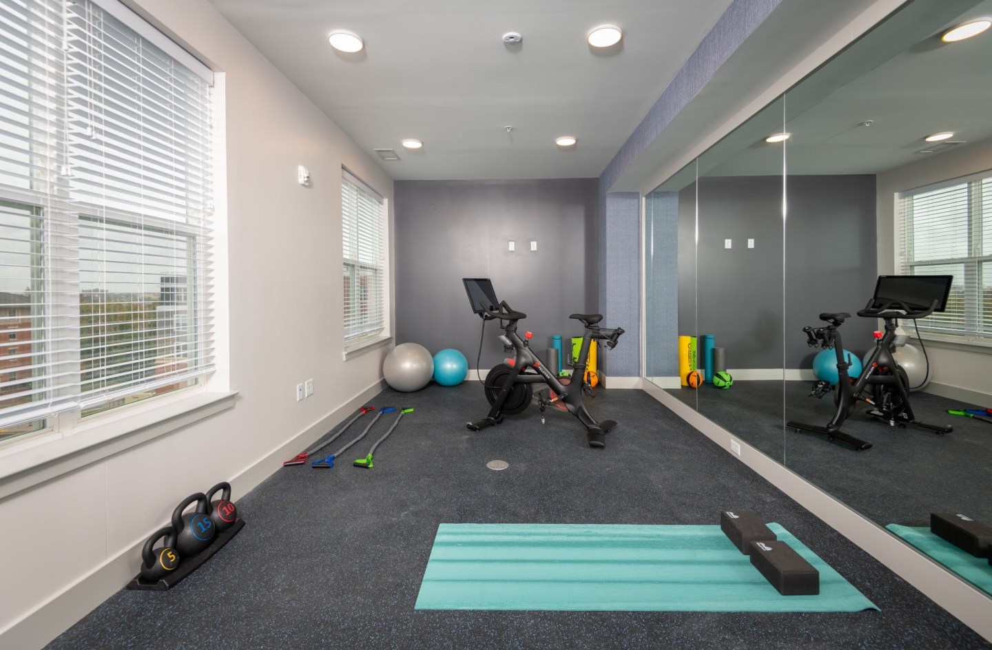 55+ Senior Living Community - Zen Apartments Image 14