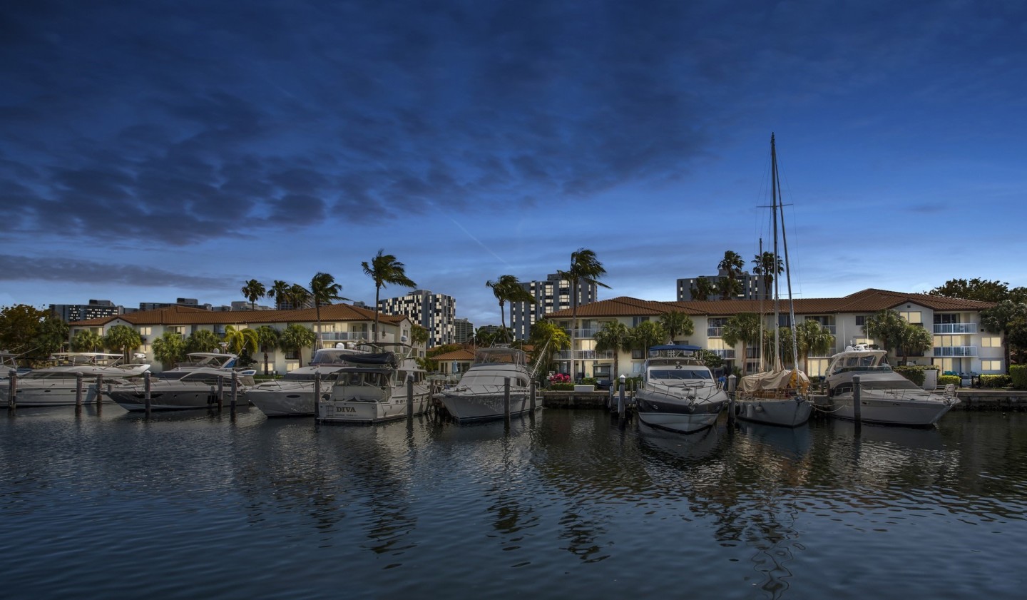 Waterways Village Apartments Image 21