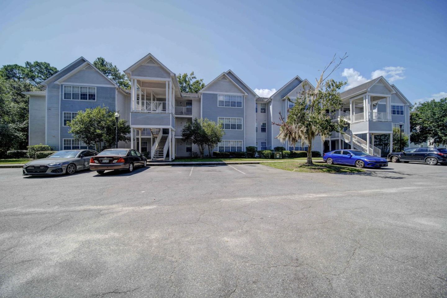 The George Apartments Image 14