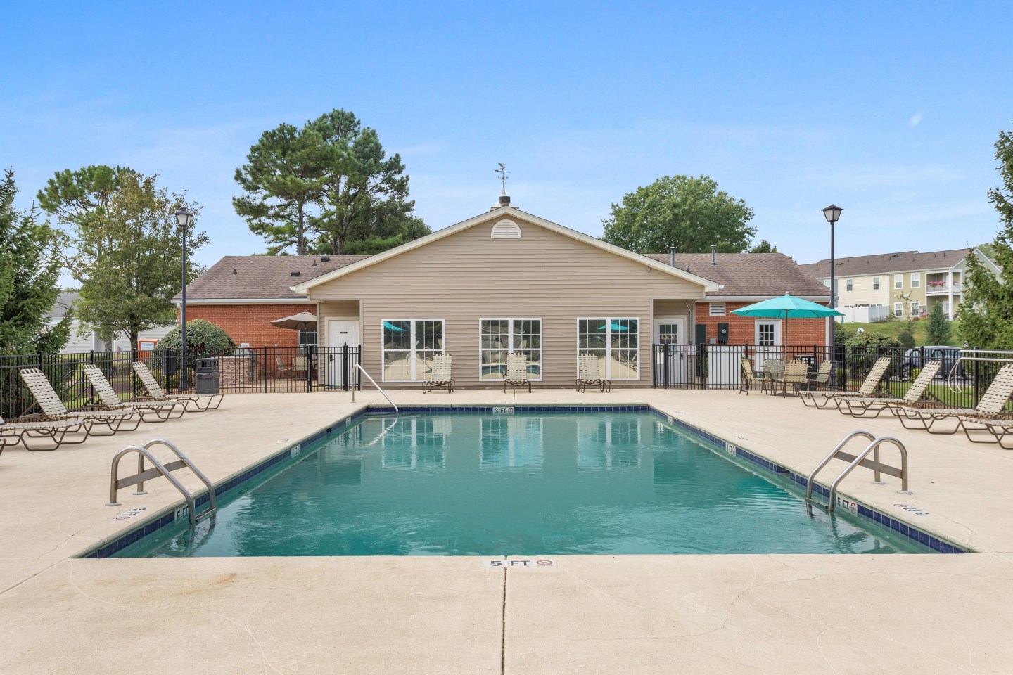 Villages at Spring Hill Apartments Image 9