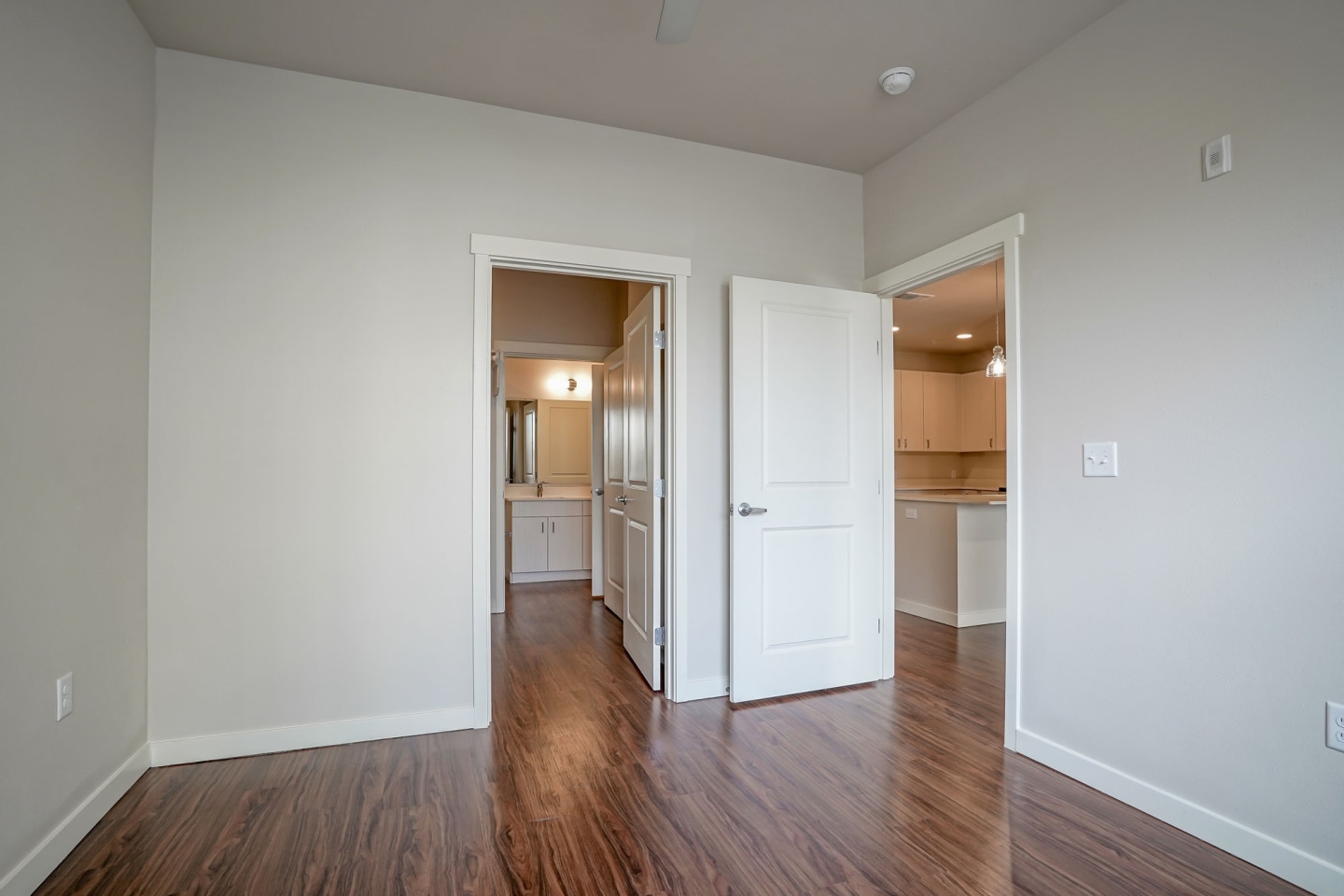 Capitol Flats Image 12