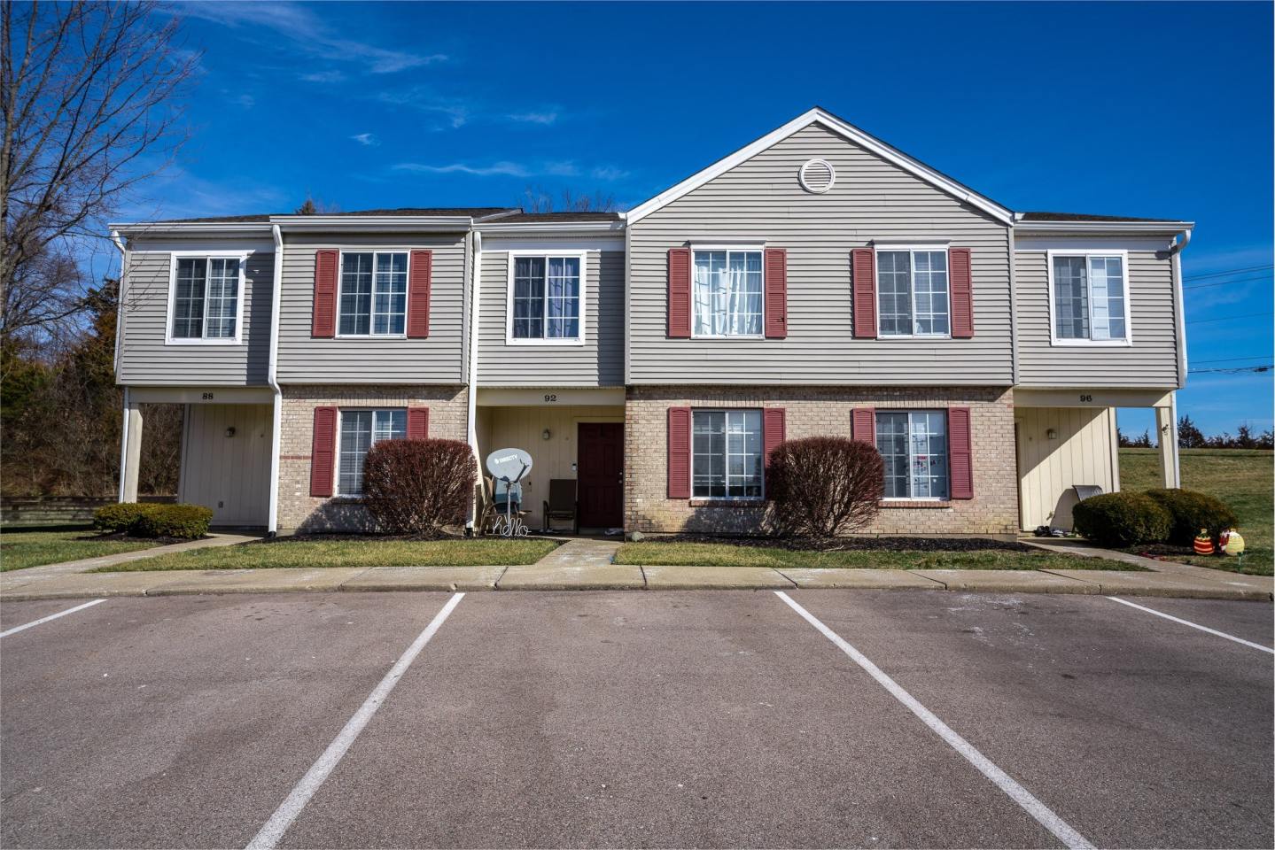 Meadow View Apartments & Townhomes Image 11