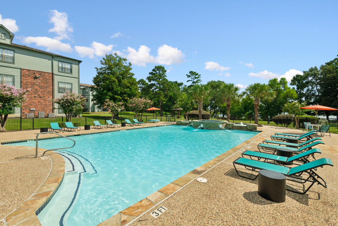 Lakeshore Villas Image 17