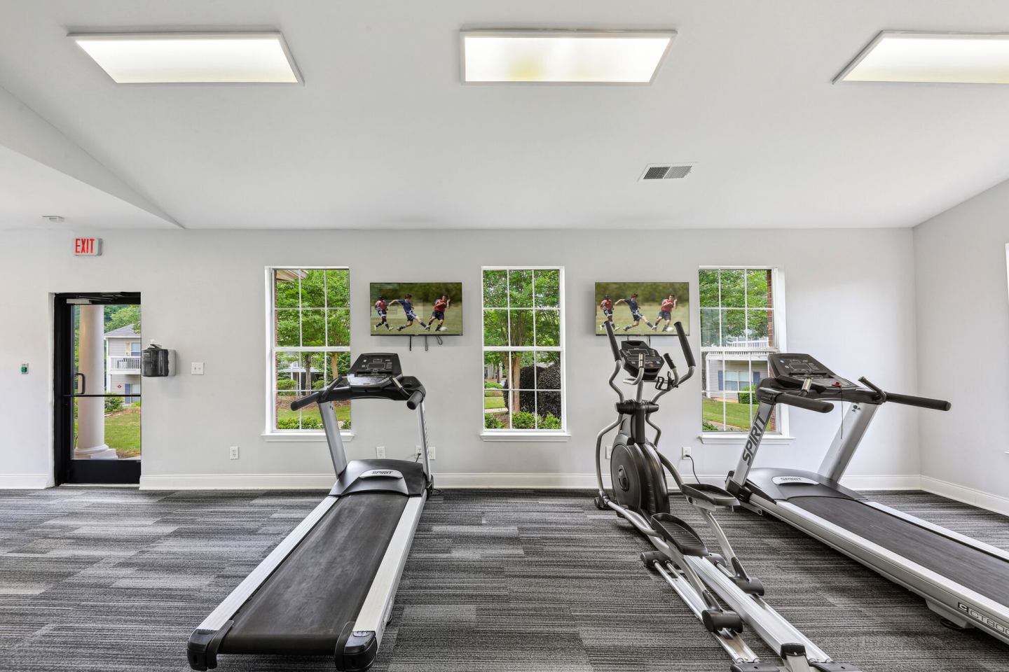 Hampton Point Image 23