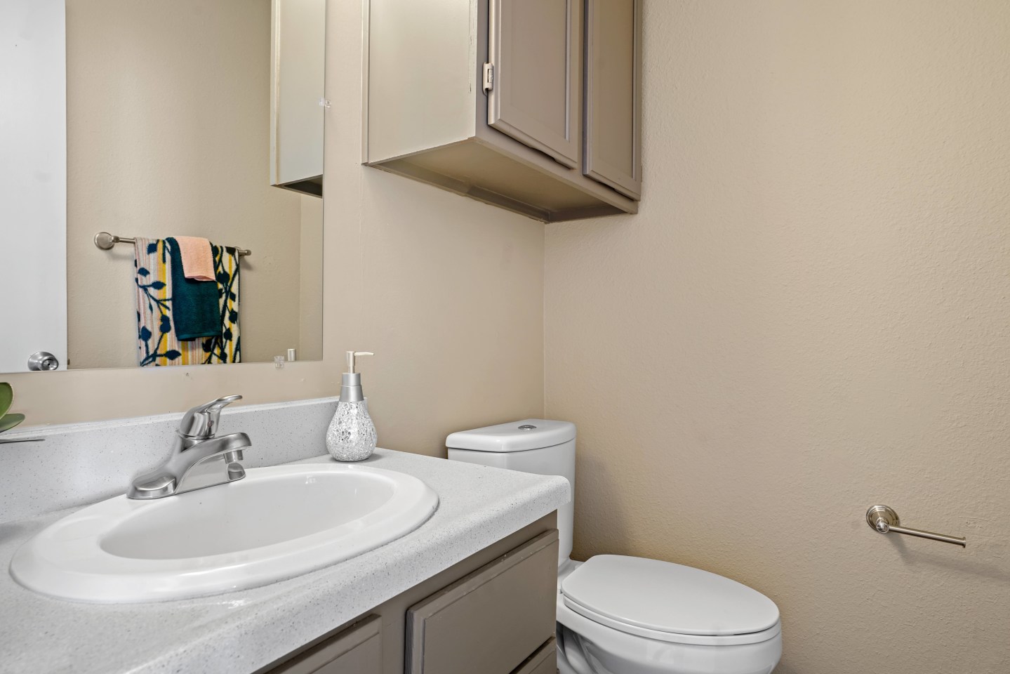 Diamond Crest Townhomes Image 26