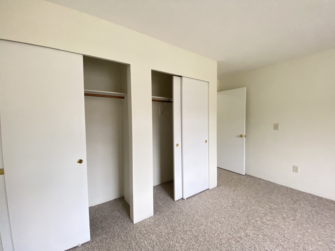 Park View Hills Condominium Image 23