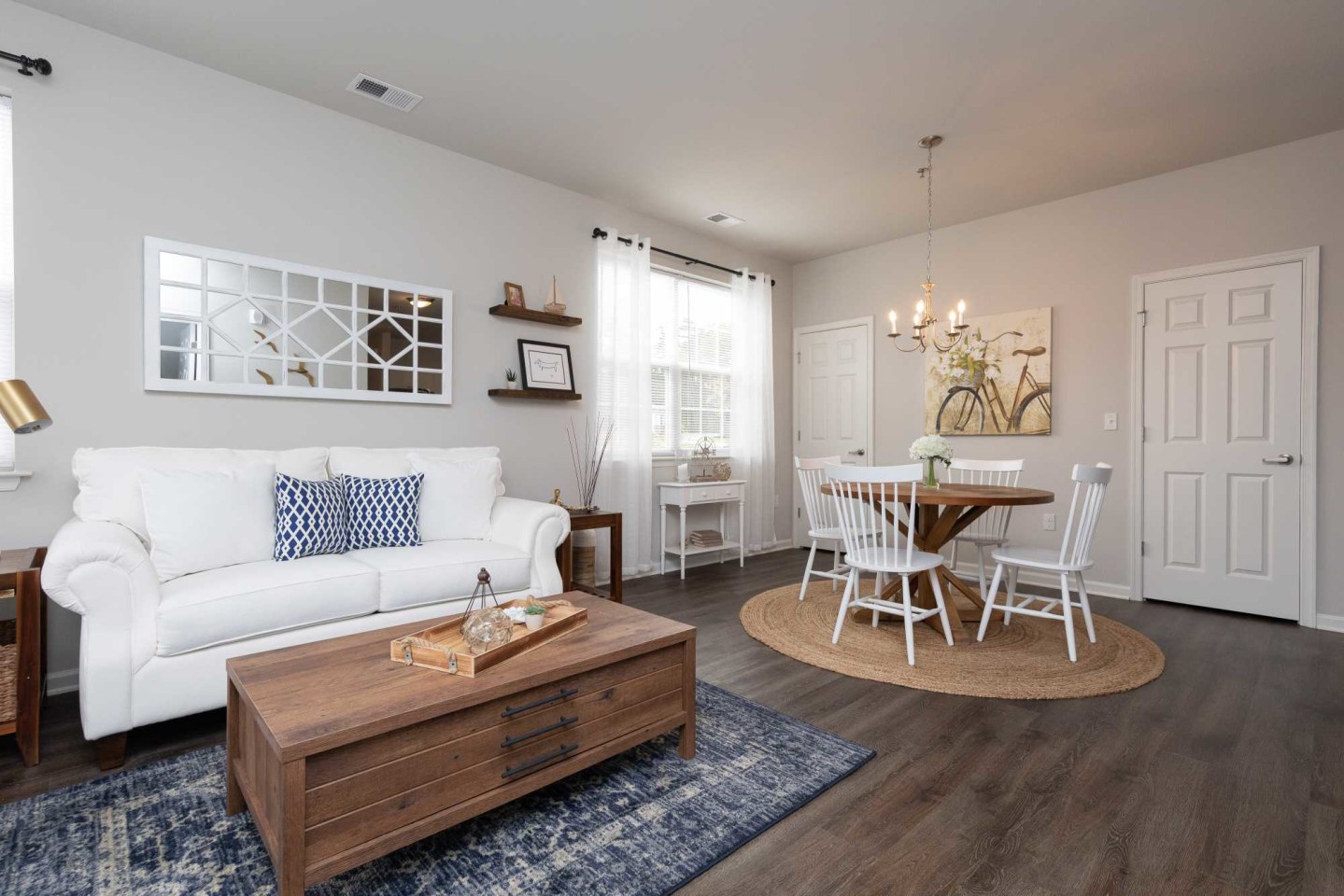 The Residences at Harbor Landing Image 12