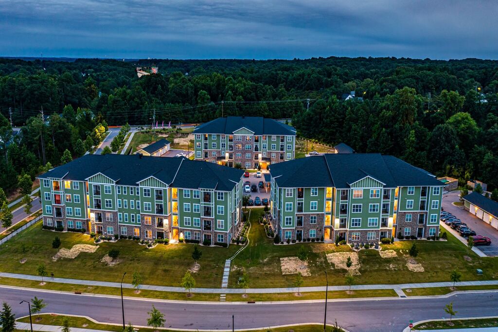 Affordable Housing - Luxury Apartments at Foxwood Image 138