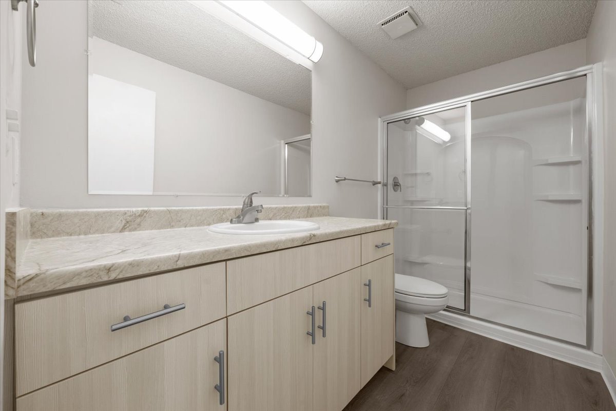 Active Adult - Cloverset Valley Apartment Homes Image 13