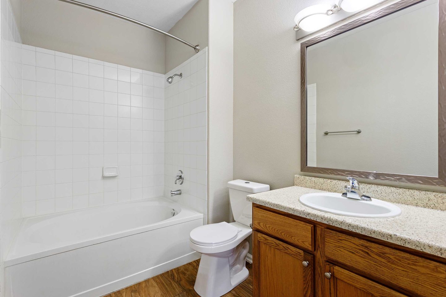 Alder Peak Townhomes Image 9