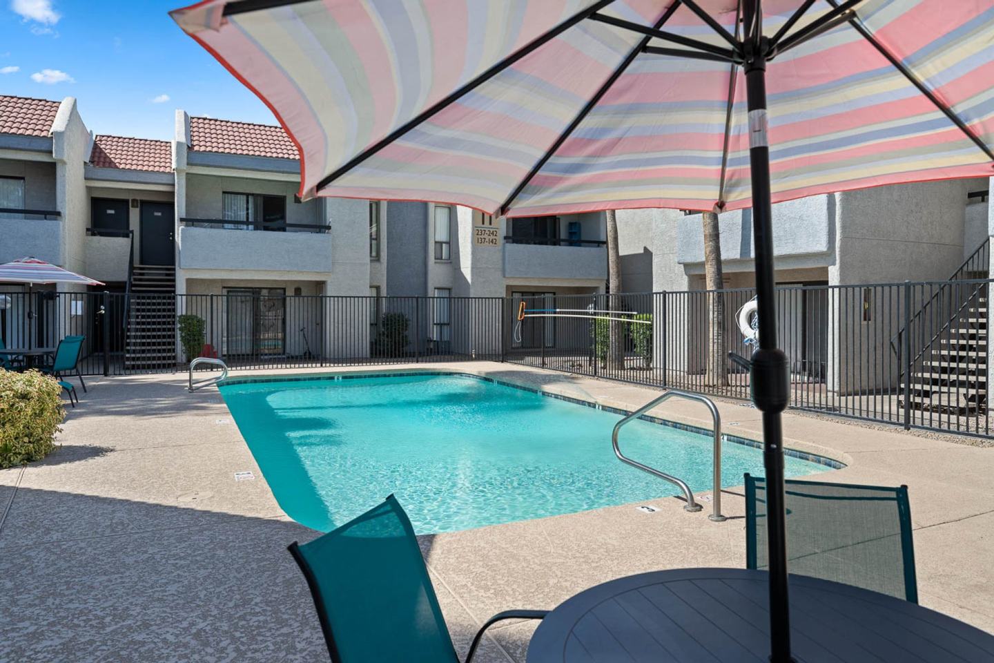 Hidden Cove Apartments Image 4