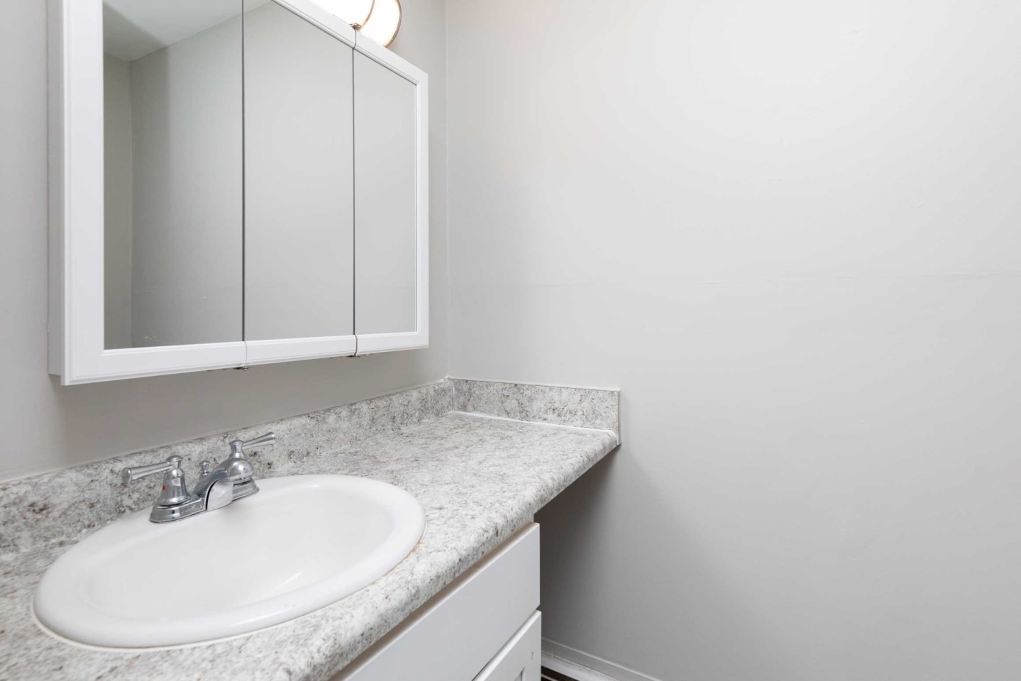 Livingstone Apartments Image 4