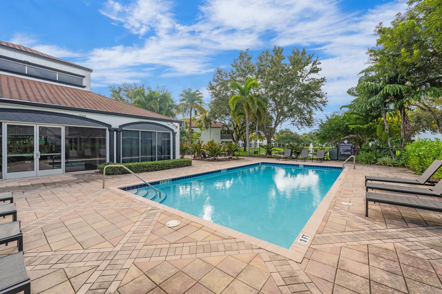 The Luxe at Boca Image 13
