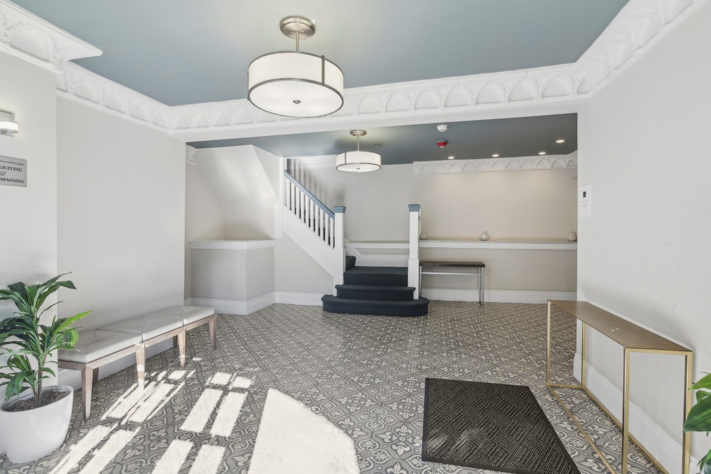621 Stockton Image 9