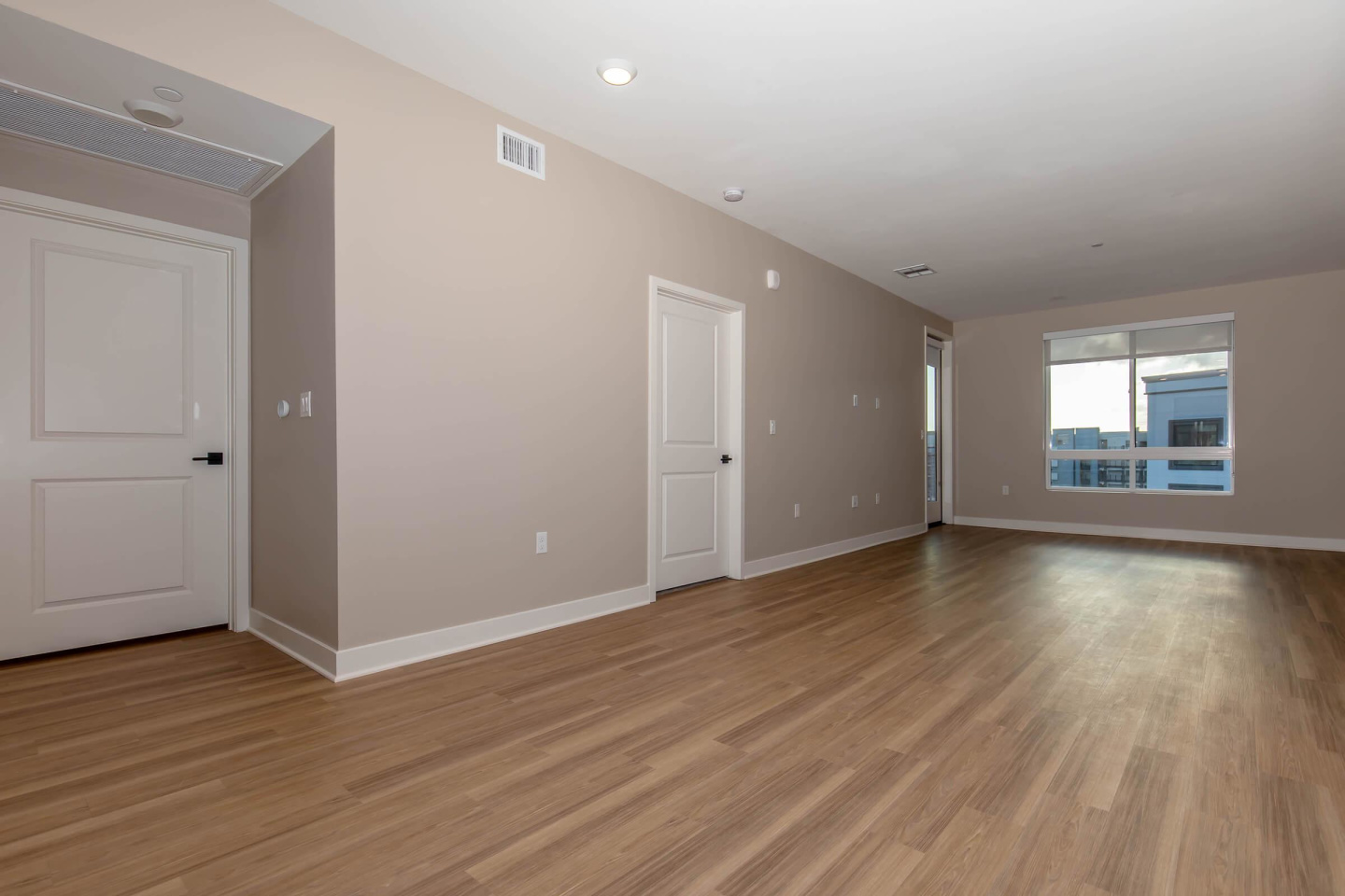 Link OC Apartments Image 142