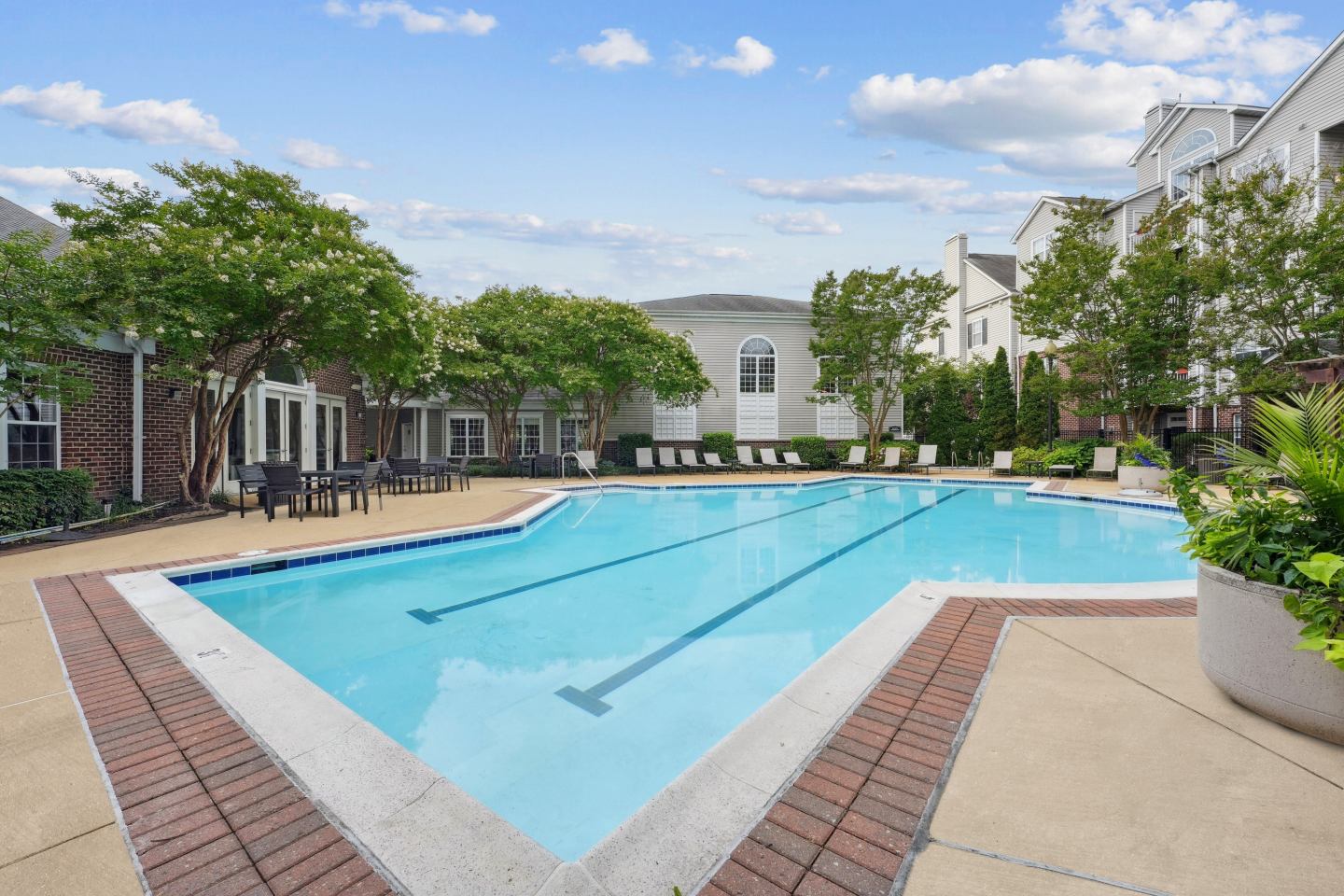 Cameron Court Image 33