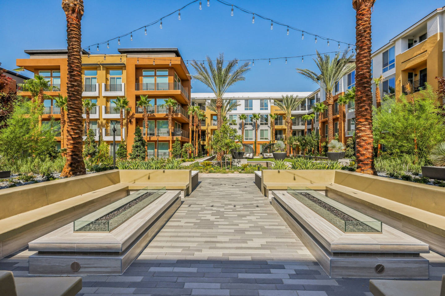 Aspire at Flamingo Grand Image 35