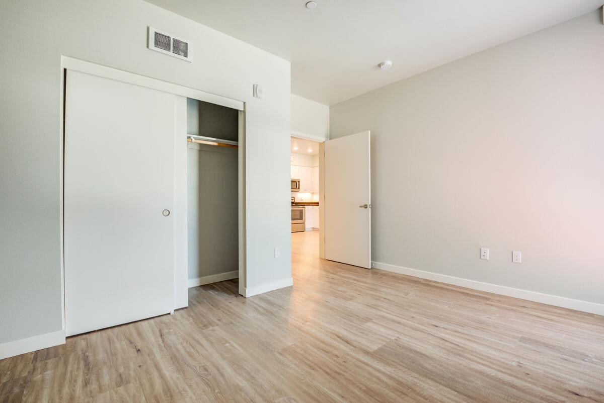 Rowhaus Apartments Image 15