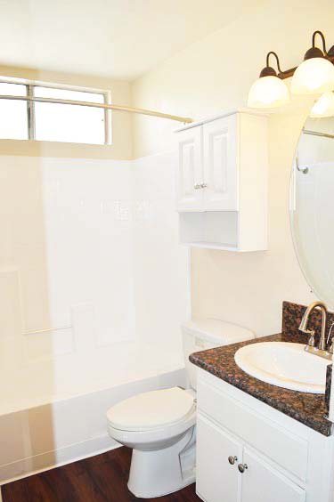 Valley Apartments Image 21