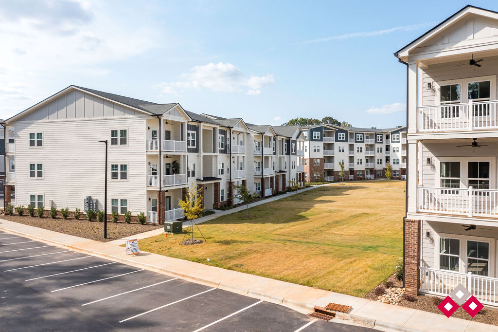 Summit at Hendersonville Image 27