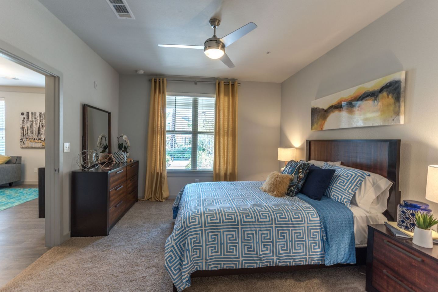 The Pointe at West Lake Image 6