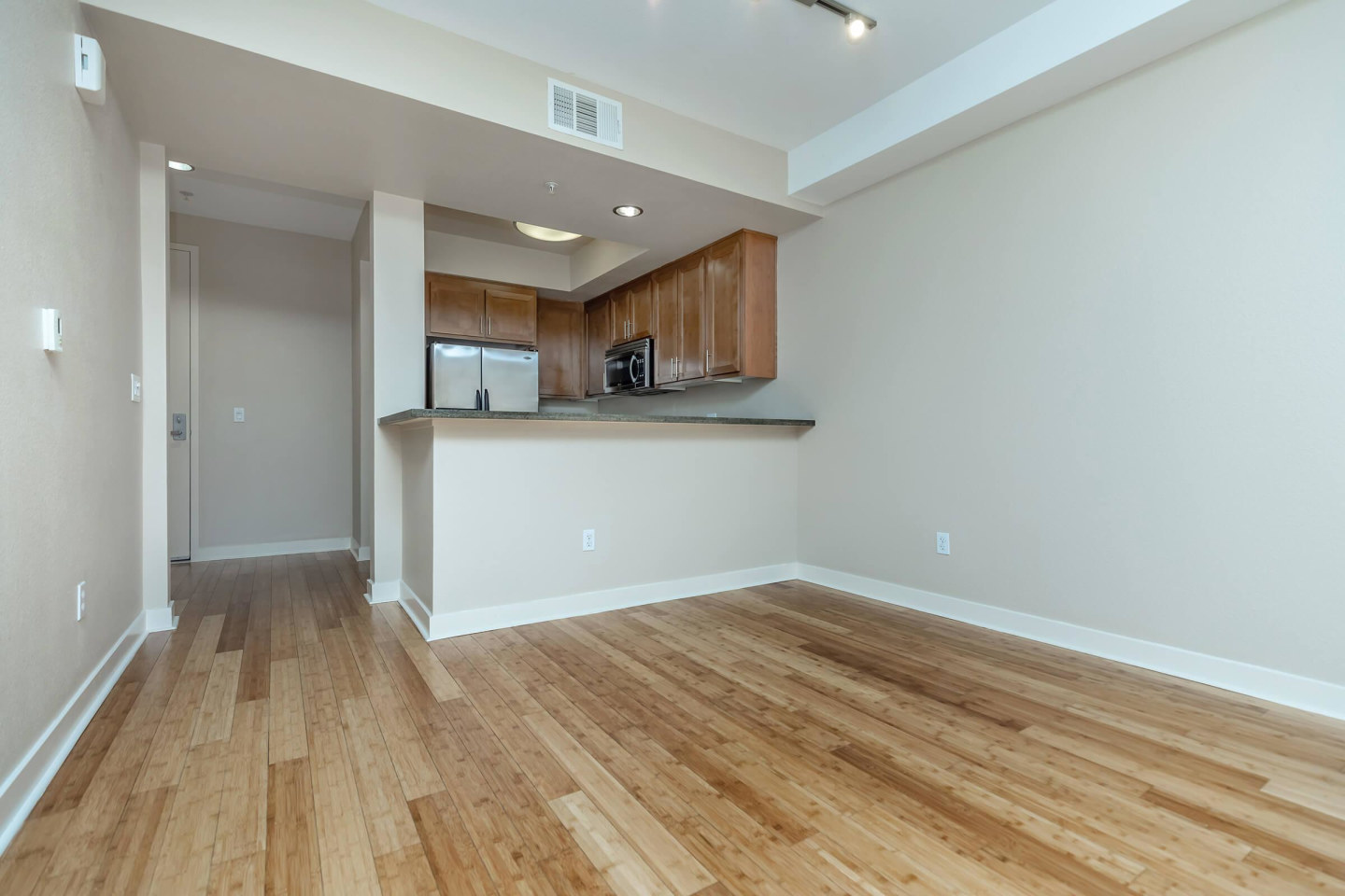 Oak Walk Image 104