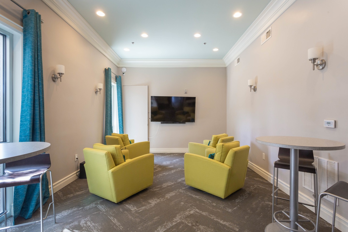 Central Square at Watermark Apartments Image 15