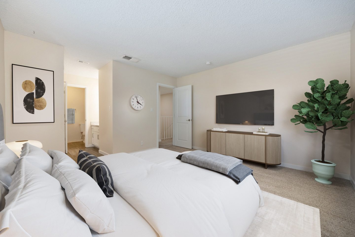 Silverstone Apartments Image 41