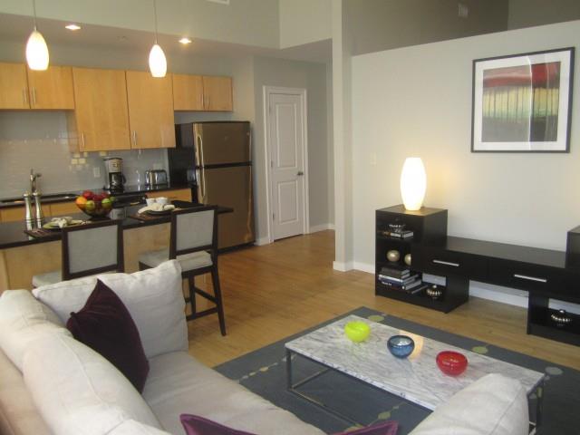 Miller and Rhoads Residences Image 15