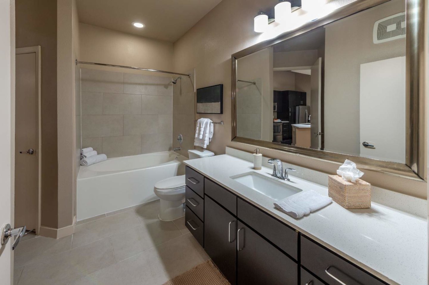 Elan Med Center Image 27