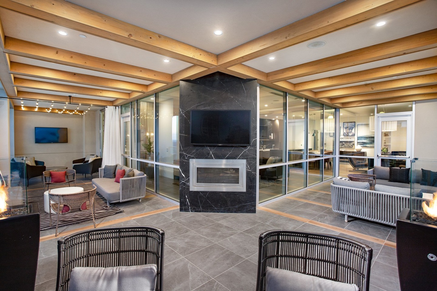 The Huntley Luxury Apartments Image 11