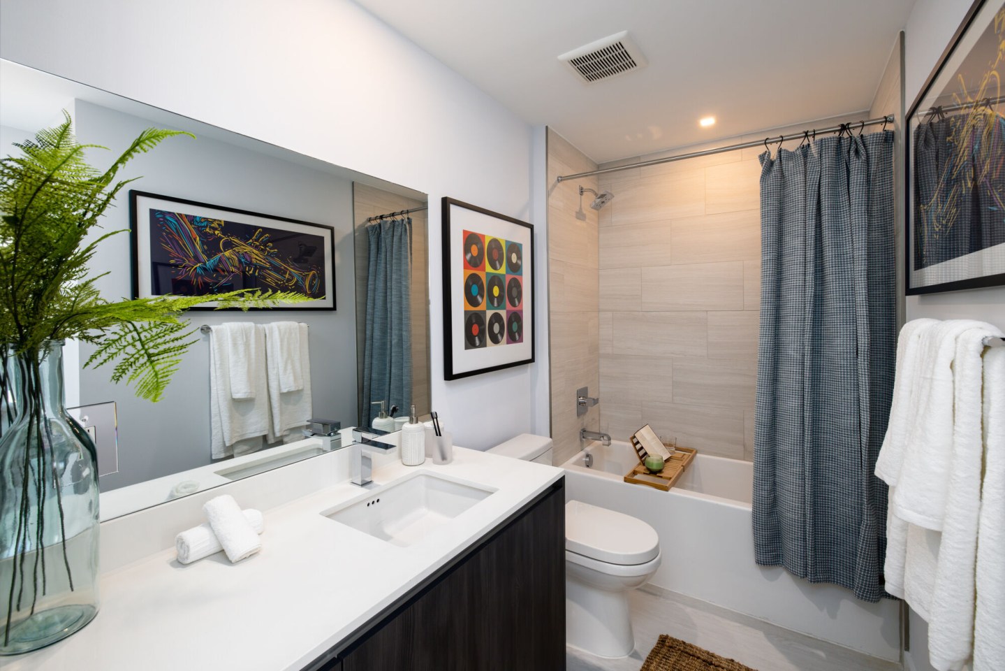Oasis Pointe Residences Image 19