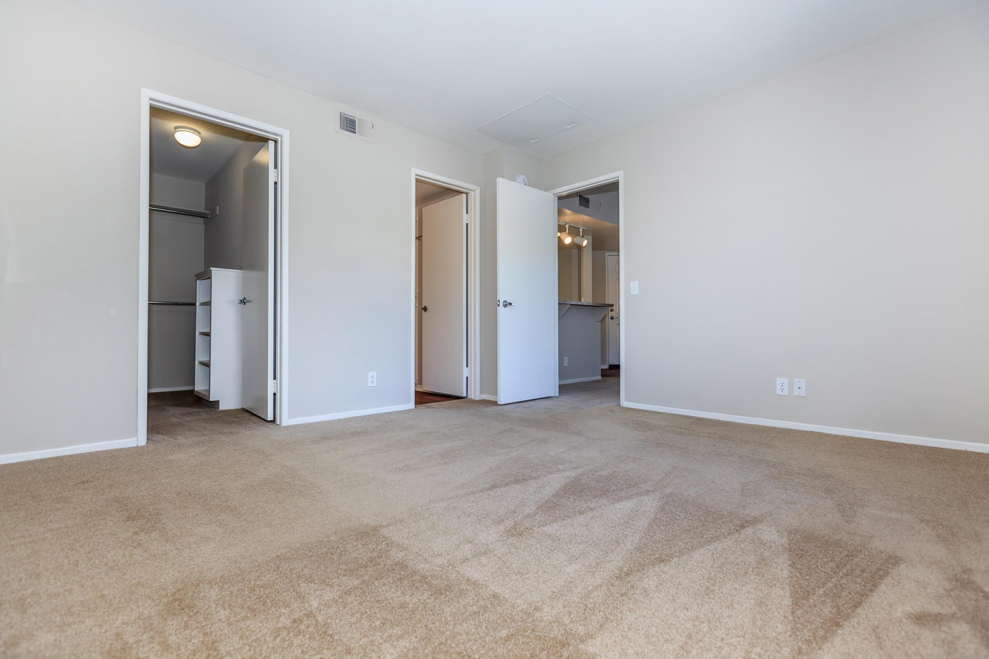 Wood Canyon Villa Apartment Homes Image 28