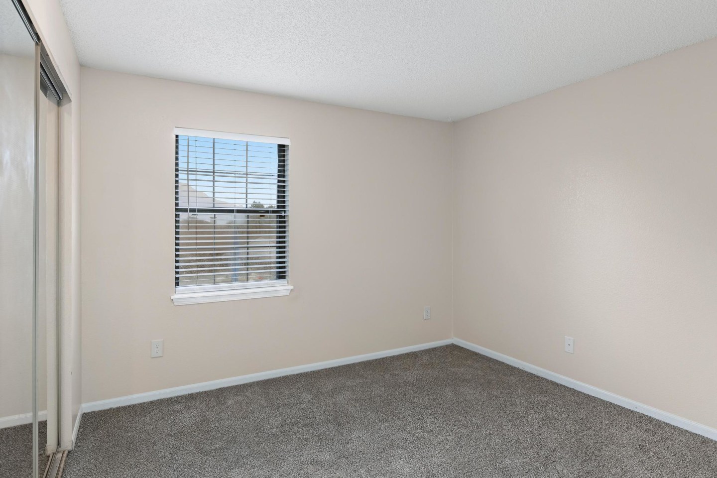 The Arbor Apartments and Townhomes Image 30