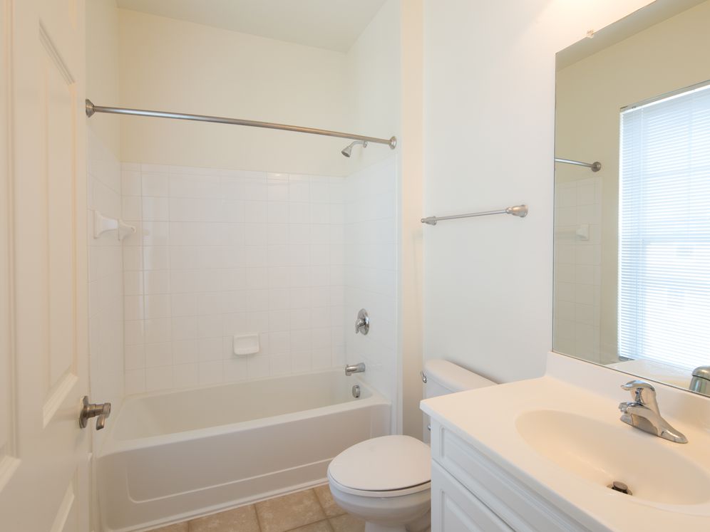 Avalon at Lexington Hills Image 10