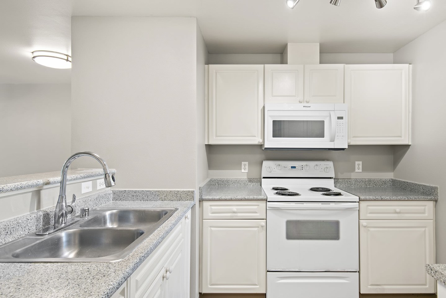 Langara Image 17