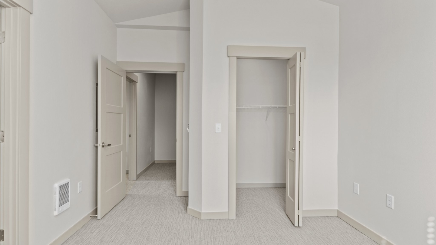 Lark View Village Image 39